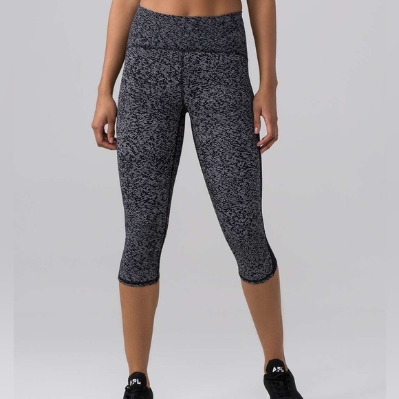 Lululemon Train Times Crop (17") - Picture 3 of 8